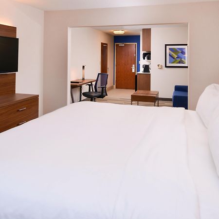 Holiday Inn Express Hotel & Suites Urbana-Champaign-U Of I Area By Ihg מראה חיצוני תמונה