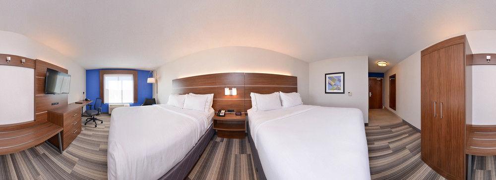 Holiday Inn Express Hotel & Suites Urbana-Champaign-U Of I Area By Ihg מראה חיצוני תמונה
