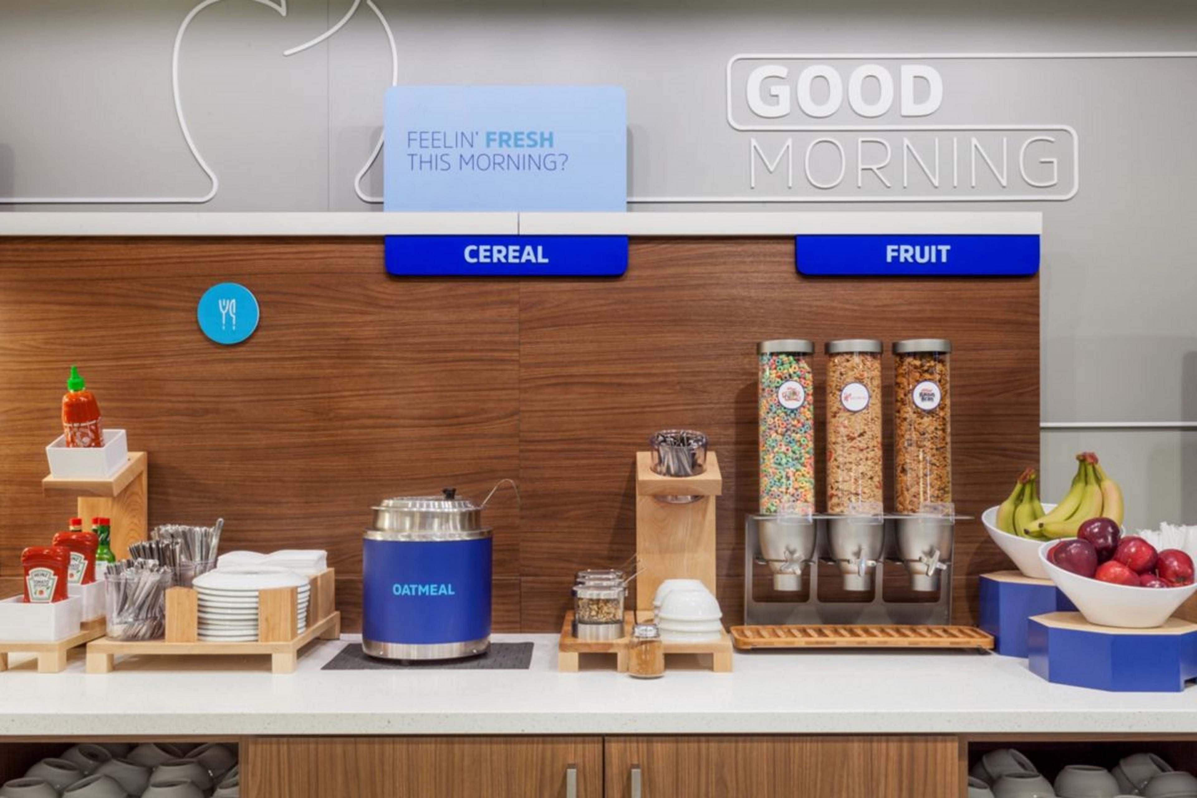 Holiday Inn Express Hotel & Suites Urbana-Champaign-U Of I Area By Ihg מראה חיצוני תמונה