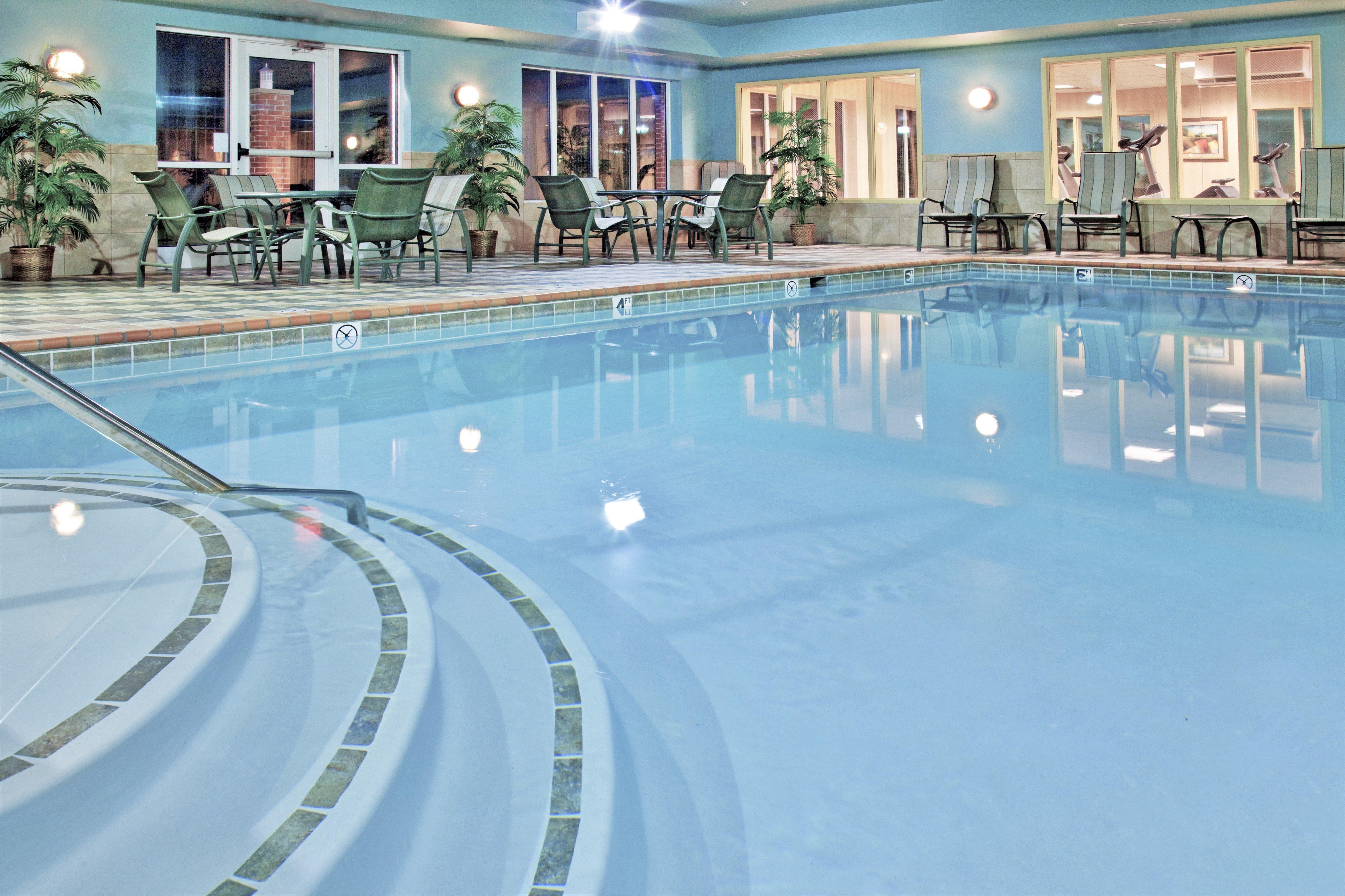 Holiday Inn Express Hotel & Suites Urbana-Champaign-U Of I Area By Ihg מראה חיצוני תמונה