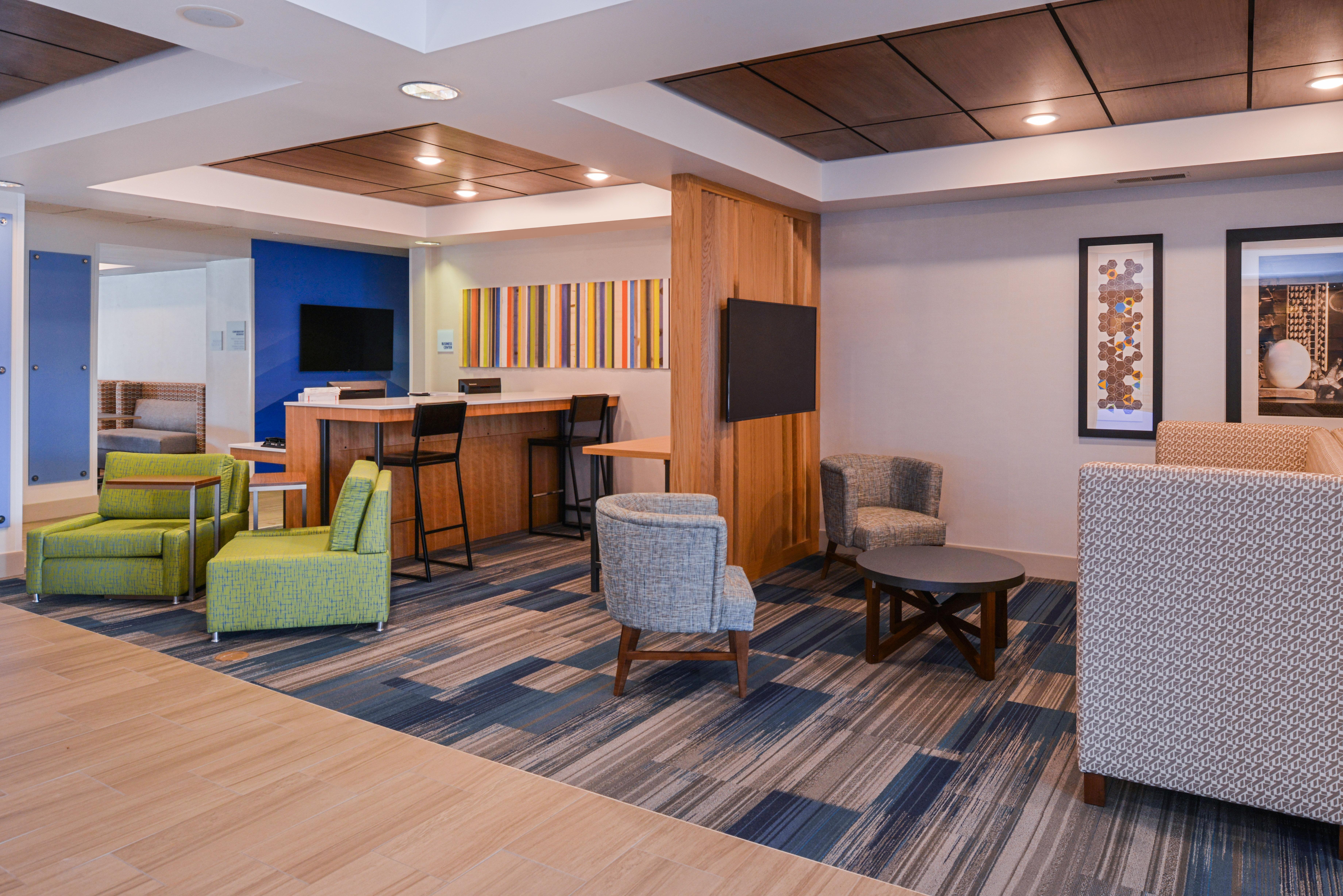 Holiday Inn Express Hotel & Suites Urbana-Champaign-U Of I Area By Ihg מראה חיצוני תמונה